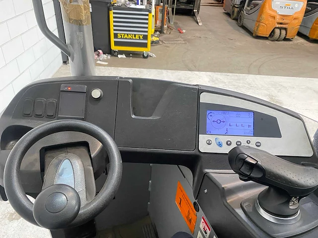 Still - fm-x14 - reach truck - 2017 - afbeelding 4 van  16