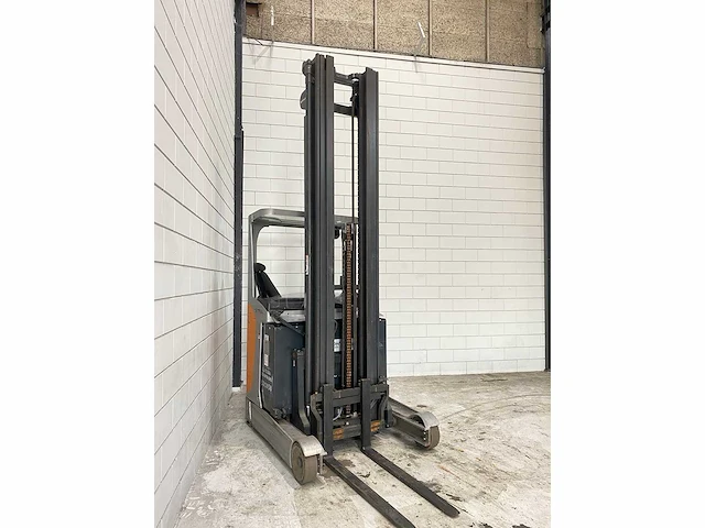 Still - fm-x14 - reach truck - 2017 - afbeelding 12 van  16