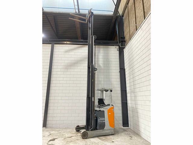 Still - fm-x14 - reach truck - 2017 - afbeelding 16 van  16