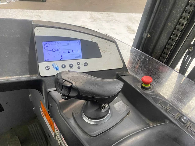 Still - fm-x14 - reach truck - 2017 - afbeelding 2 van  15