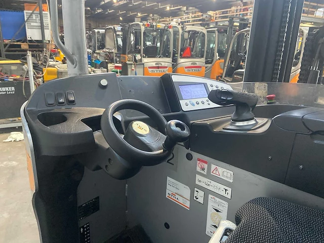 Still - fm-x14 - reach truck - 2018 - afbeelding 8 van  17