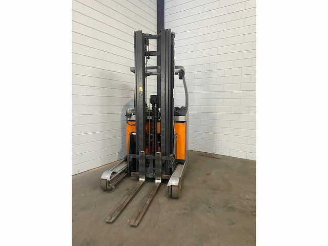Still - fm-x14 - reach truck - 2018 - afbeelding 14 van  17