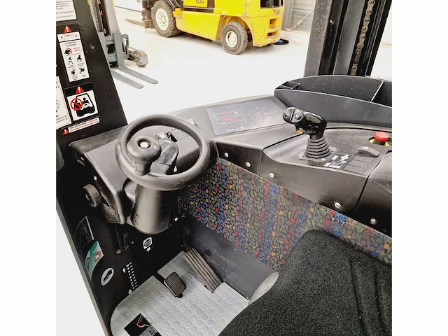 Still - fm17 - reach truck - afbeelding 14 van  15
