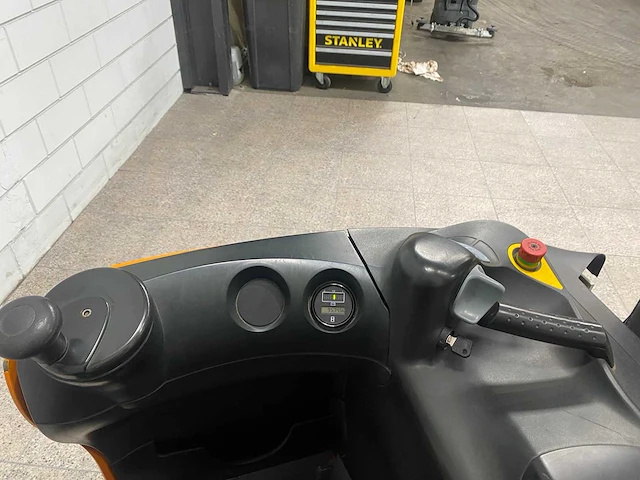Still - fv-x12 - stapelaar - afbeelding 15 van  15