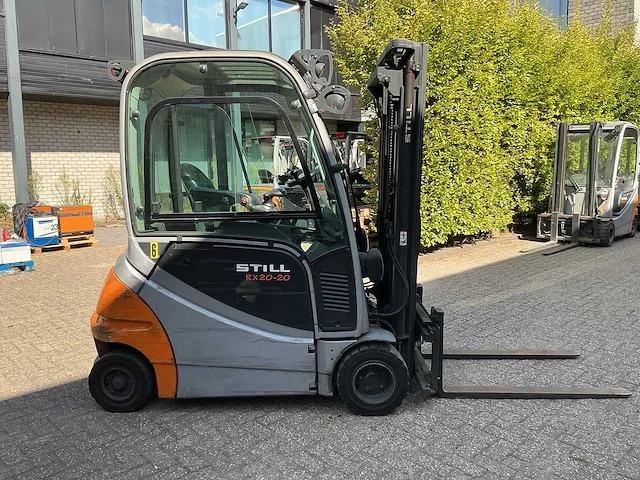 Still - rx20-20 - forklift trucks - 2015 - afbeelding 9 van  12