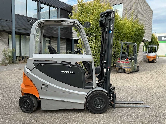 Still - rx60-25 - forklift trucks - 2017 - afbeelding 11 van  14