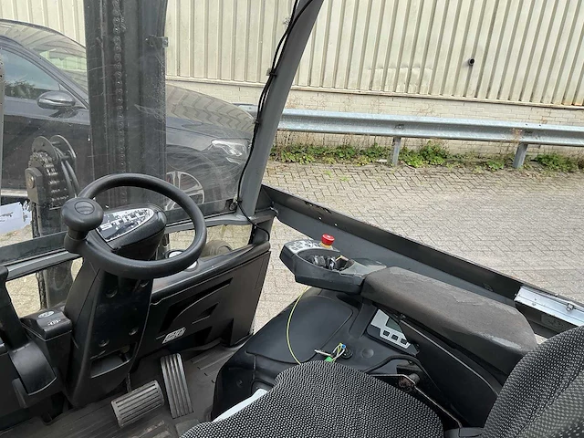 Still - rx60-25 - forklift trucks - 2017 - afbeelding 14 van  14