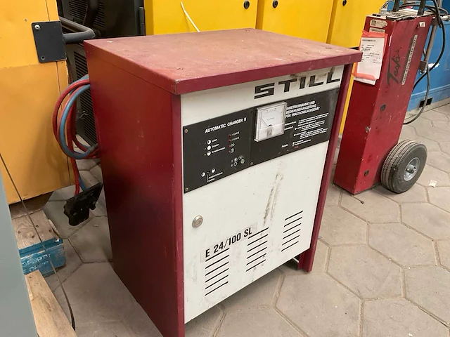 Still e24/100sl acculader - afbeelding 2 van  3