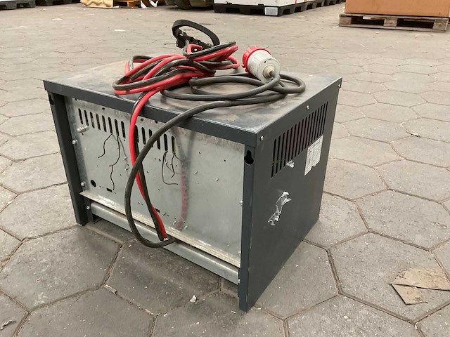 Still e48-50 acculader - afbeelding 4 van  6