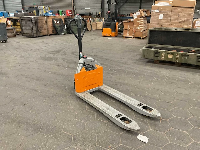 Still ech12 elektrische palletwagen - afbeelding 2 van  6