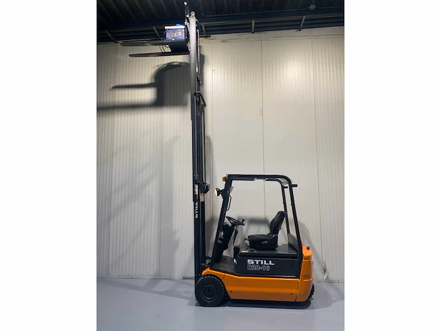 Still r20-16 - 4.4m triplex, free-lift, accu van 2022, oplader - 5071 uren - vorkheftruck - afbeelding 2 van  17