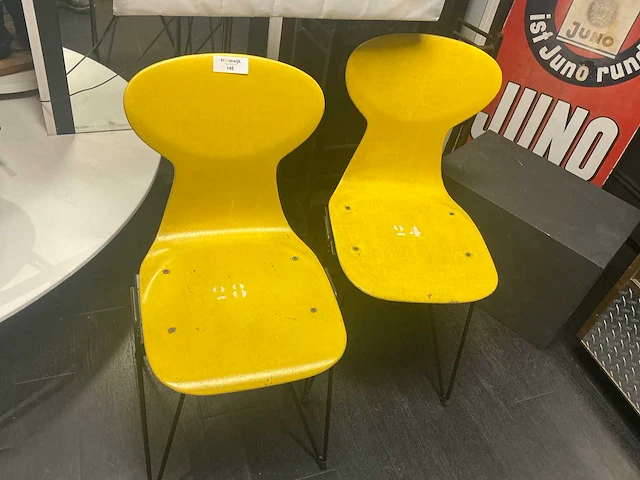 Stoel adelaarshorst (2x) - afbeelding 1 van  3