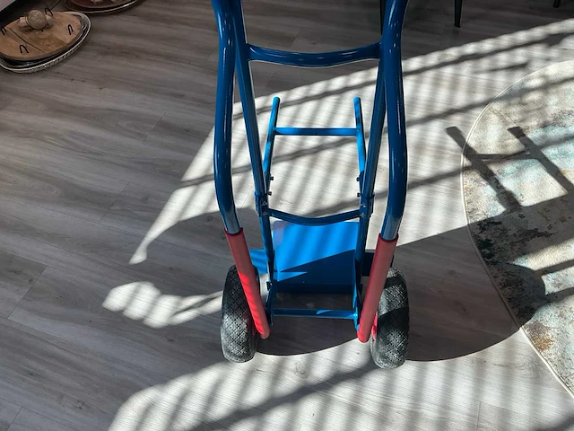 Stoelen steekwagen - afbeelding 4 van  4