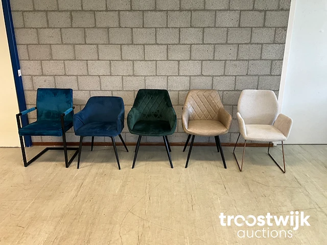 Stoelen - afbeelding 1 van  6