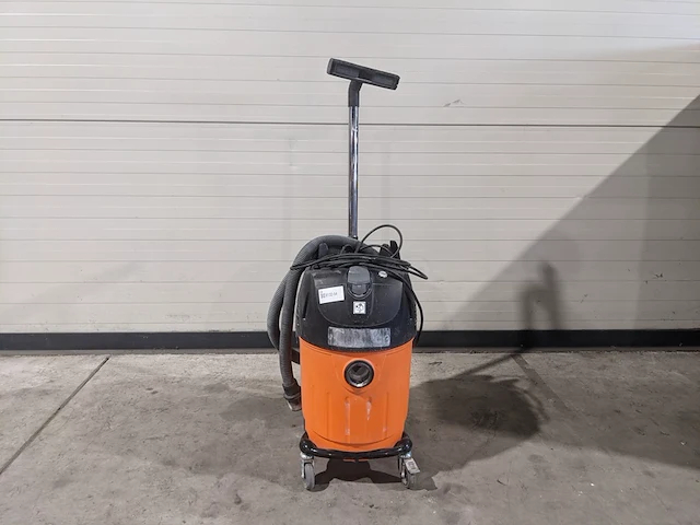 Stof-/waterzuiger - 45l - 230v kärcher, nt45/1 tact, bouwjaar 2018 - afbeelding 1 van  8
