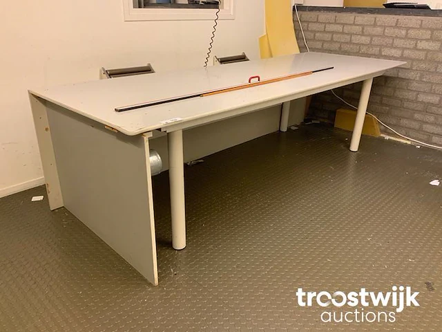 Stoffensnijtafel (c) - afbeelding 1 van  2