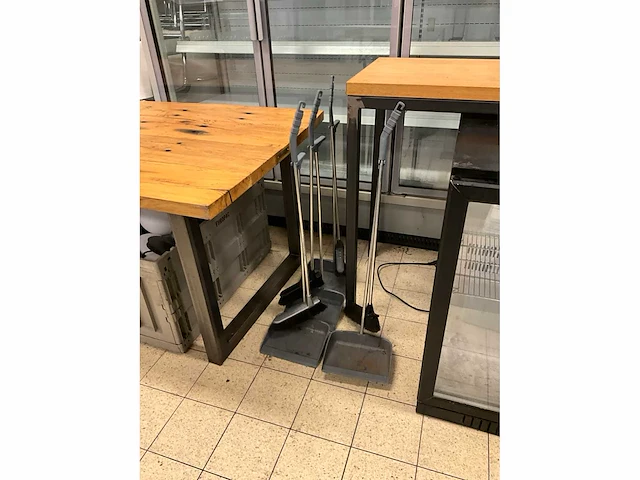 Stoffer en blik met verlengde steel (4x) - afbeelding 2 van  4