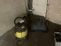 Stofzuiger en veegmachine - afbeelding 1 van  4