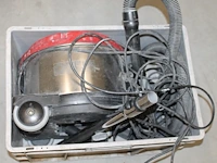Stofzuiger nilfisk vp 930 in kunststof krat. - afbeelding 2 van  2