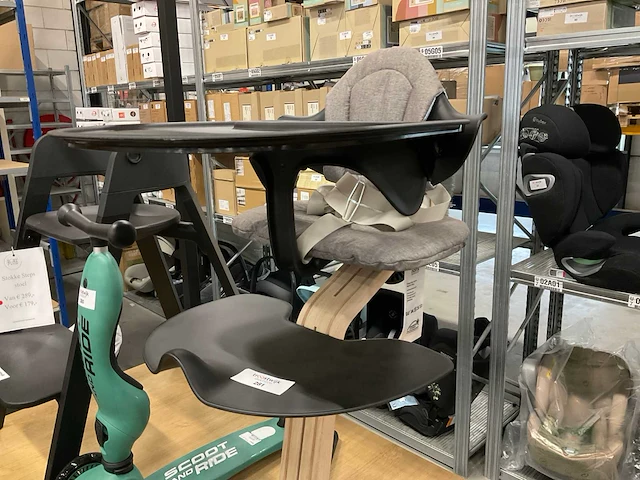 Stokke nomi kinderstoel - afbeelding 2 van  3