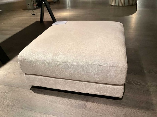 Stone poef - afbeelding 4 van  7