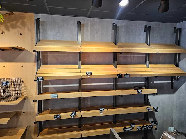 Stooff interior - 2020 - complete bakkerij winkelinrichting - afbeelding 16 van  21
