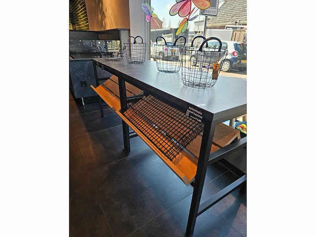 Stooff interior - presentatiemeubel (4x) - afbeelding 4 van  4