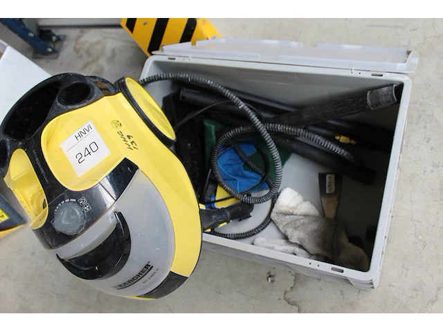 Stoomreiniger karcher sc 5.800 c in kunststof krat. - afbeelding 2 van  2