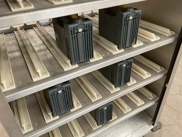 Storage cabinet - afbeelding 5 van  5