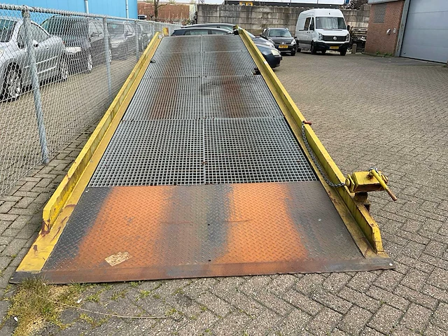 Storax mobiele laadbrug - afbeelding 4 van  7