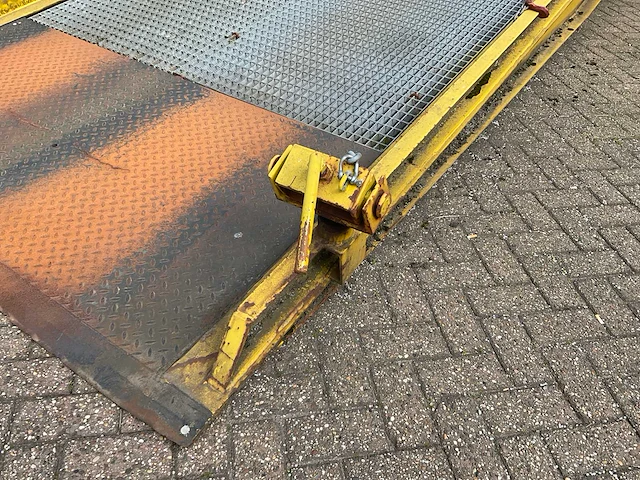 Storax mobiele laadbrug - afbeelding 5 van  7