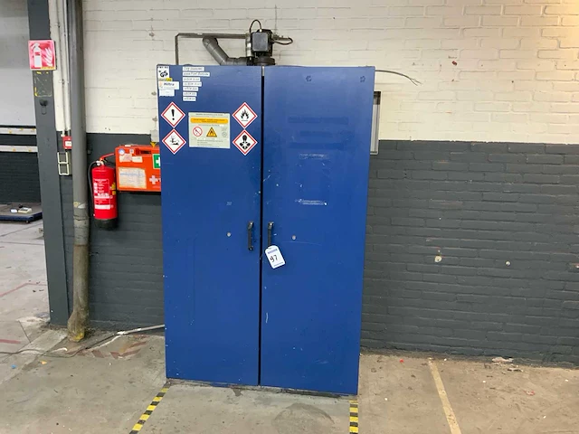 Store lab 101.11.000 bioveiligheidskast - afbeelding 1 van  3