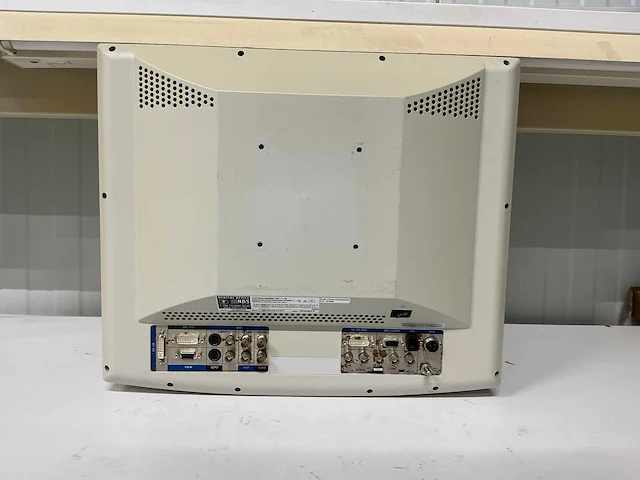 Storz monitor endoscopie - afbeelding 2 van  2
