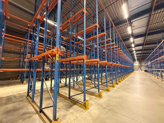 Stow - inrijstelling 60 palletplaatsen - afbeelding 7 van  8