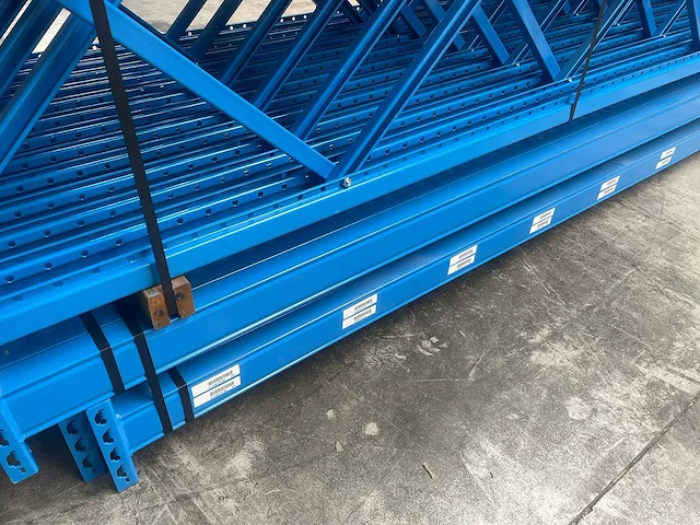 Stow - pallet racking - afbeelding 7 van  9