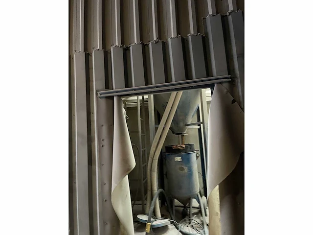 Straalcabine 9,5m x 9,5m x 5m - afbeelding 13 van  14