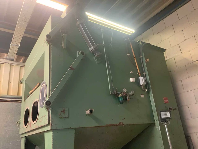 Straalcabine - afbeelding 7 van  9