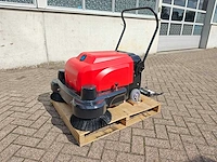 Straatveegmachine elektrisch met accu - afbeelding 1 van  15