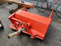 Straatveegmachine - afbeelding 1 van  11