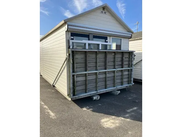 Strandhuis - afbeelding 2 van  4