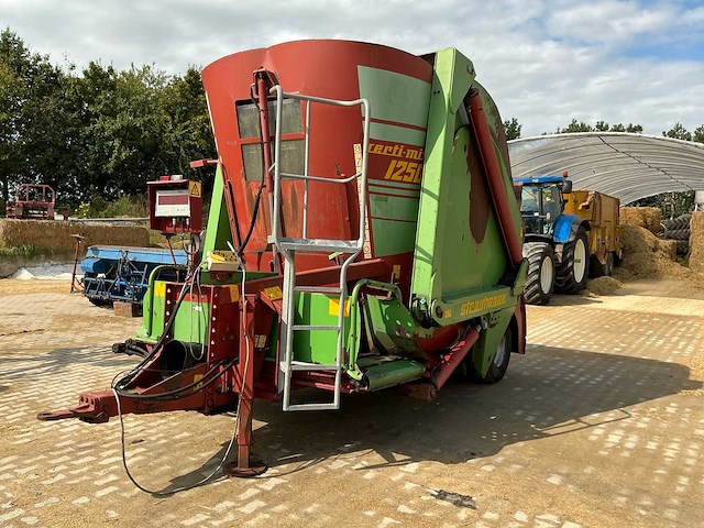 Strautmann 1250z voermengwagen - afbeelding 1 van  23