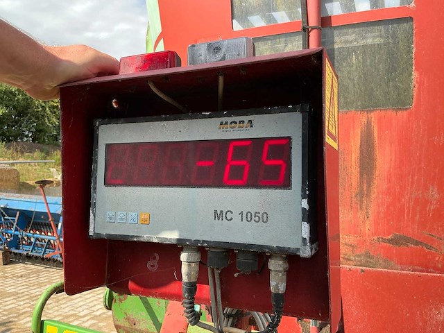 Strautmann 1250z voermengwagen - afbeelding 13 van  23