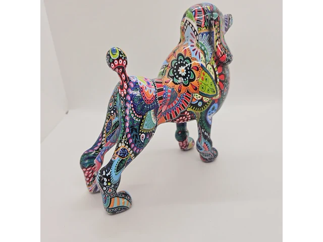 Street-art poedel - gedecoreerd sculptuur - afbeelding 5 van  8