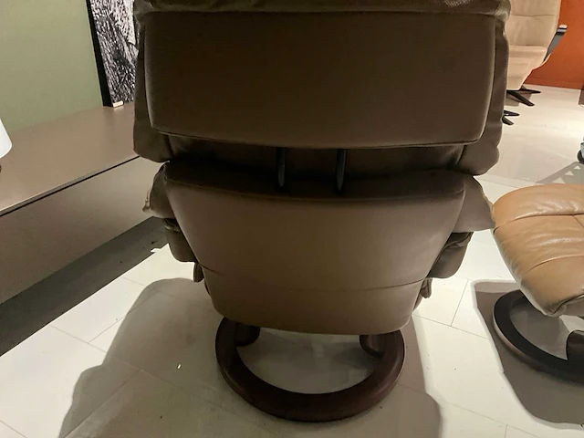Stressles reno relaxfauteuil - afbeelding 6 van  7