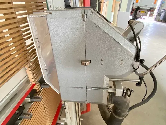 Striebig - standard iii trk - 6220a - verticale platenzaagmachine - afbeelding 22 van  25