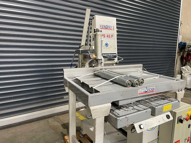 Stromab - ps 45/f - radiaalafkortzaagmachine - 2006 - afbeelding 4 van  12