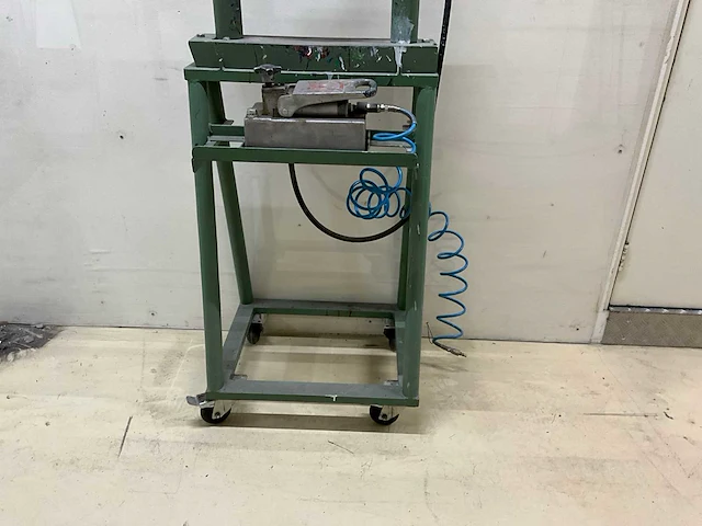 Strong pneumatisch/ hydraulisch garagepers - afbeelding 2 van  6