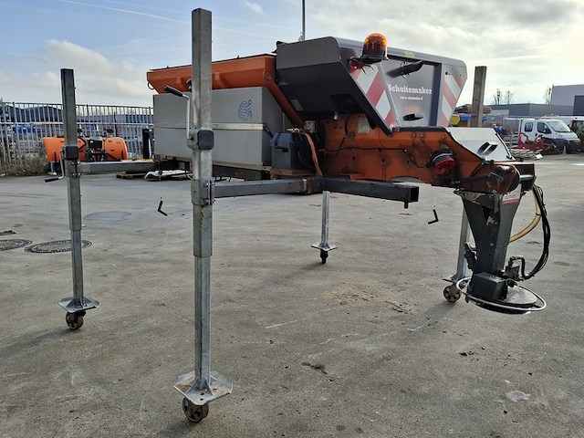 Strooier, schuitemaker, s2400esr, 2010 - afbeelding 15 van  20