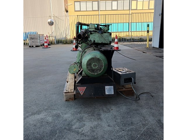 Stroomaggregaat ford, avk (van kaick) - afbeelding 17 van  23