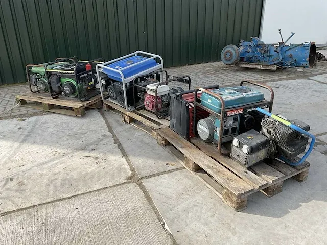 Stroomgenerator (7x) - afbeelding 1 van  16